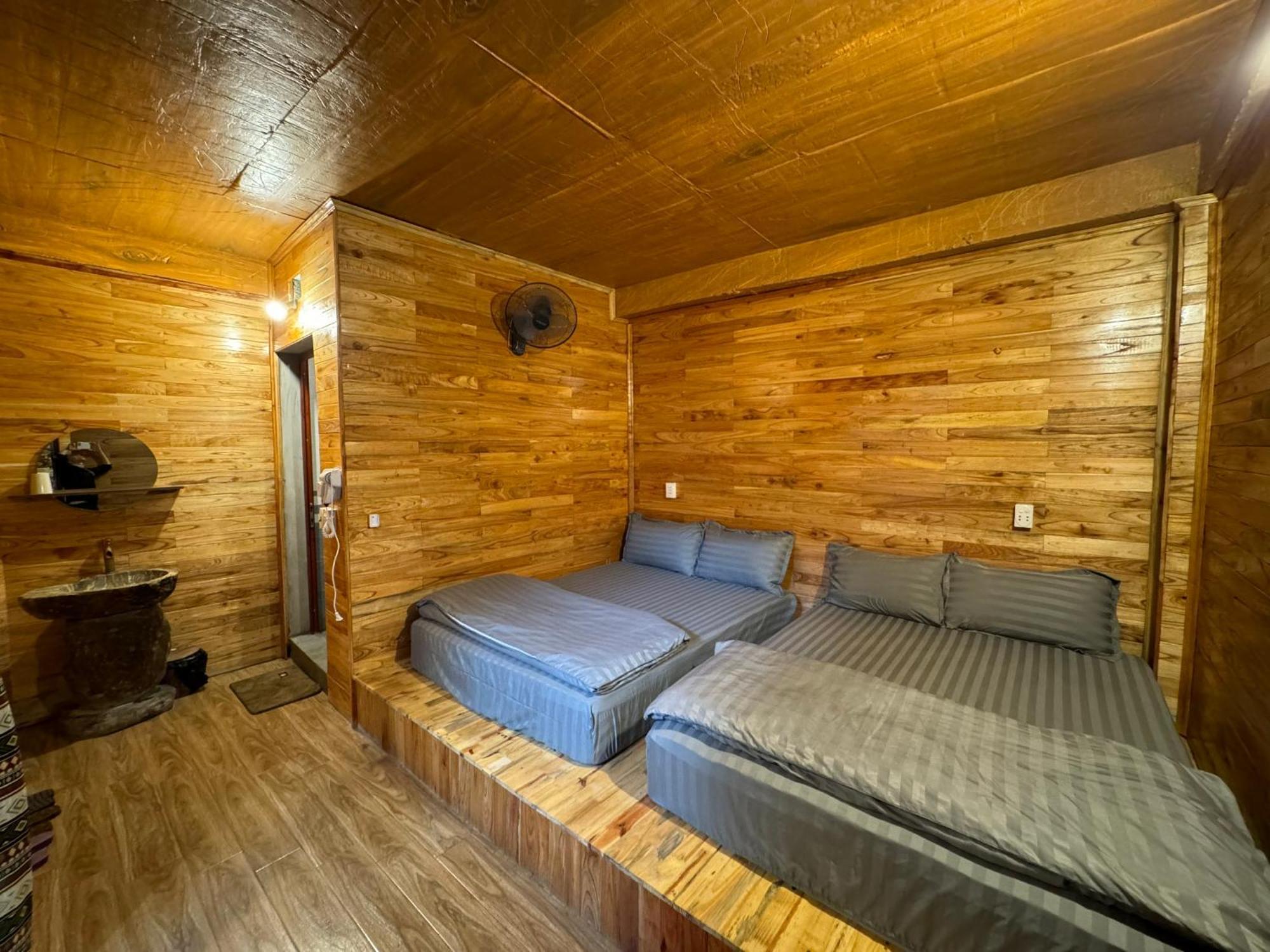 Tày Homestay Làng Đá Cổ Khuổi Ky- Bản Giốc Cao Bang Exterior foto