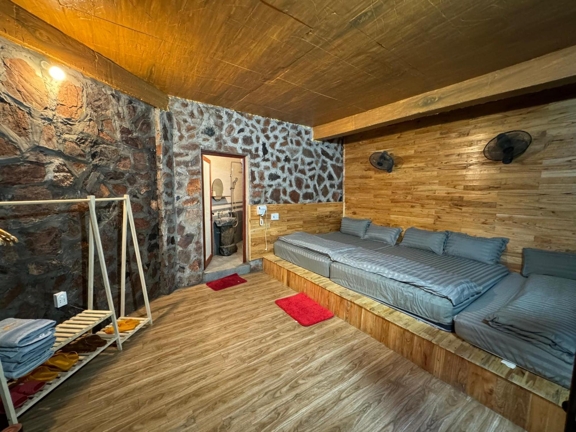 Tày Homestay Làng Đá Cổ Khuổi Ky- Bản Giốc Cao Bang Exterior foto